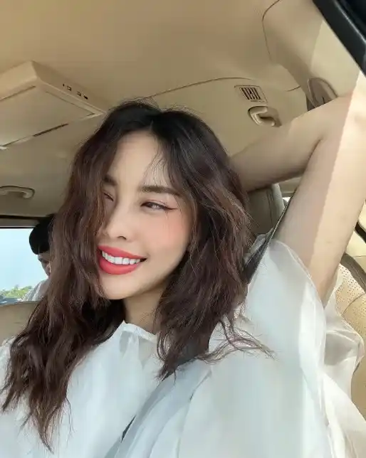 ทำความรู้จัก Bew Varaporn