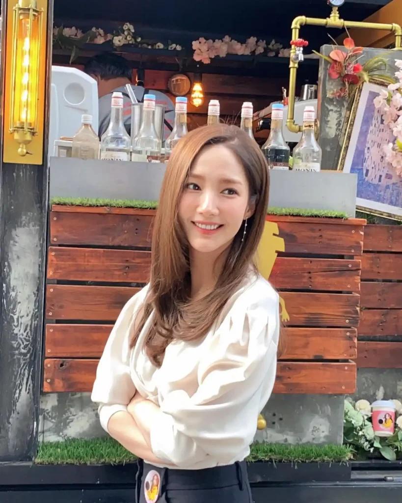 ผลงานของ พัก มิน-ยอง