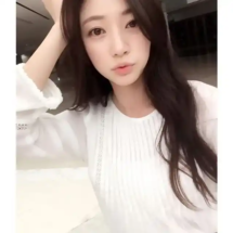 Song Ha Yoon (25) Song Ha Yoon