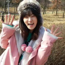 Song Ha Yoon (29) Song Ha Yoon (29)