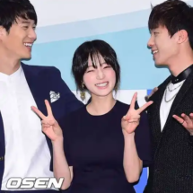 Song Ha Yoon (31) Song Ha Yoon (31)