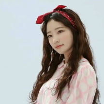 Song Ha Yoon (37) Song Ha Yoon (37)