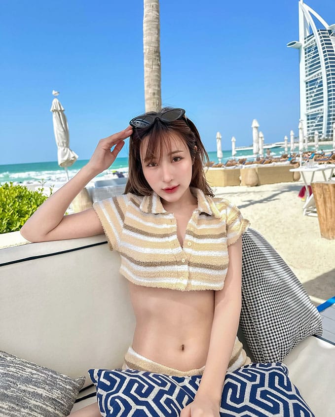 เฟียร์ ธัญญรัตน์ เน็ตไอดอลลูกครึ่งสุดแซ่บ น่ารักปนเซ็กซี่ สุดฮอต 38