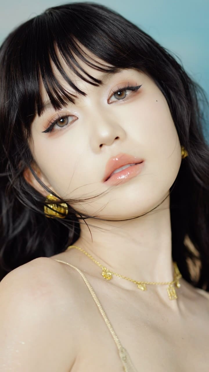 Ngoc Trinh นางแบบสาวเวียดนามสวยแซ่บ ดีกรีระดับแชมป์เวทีนางงาม 2