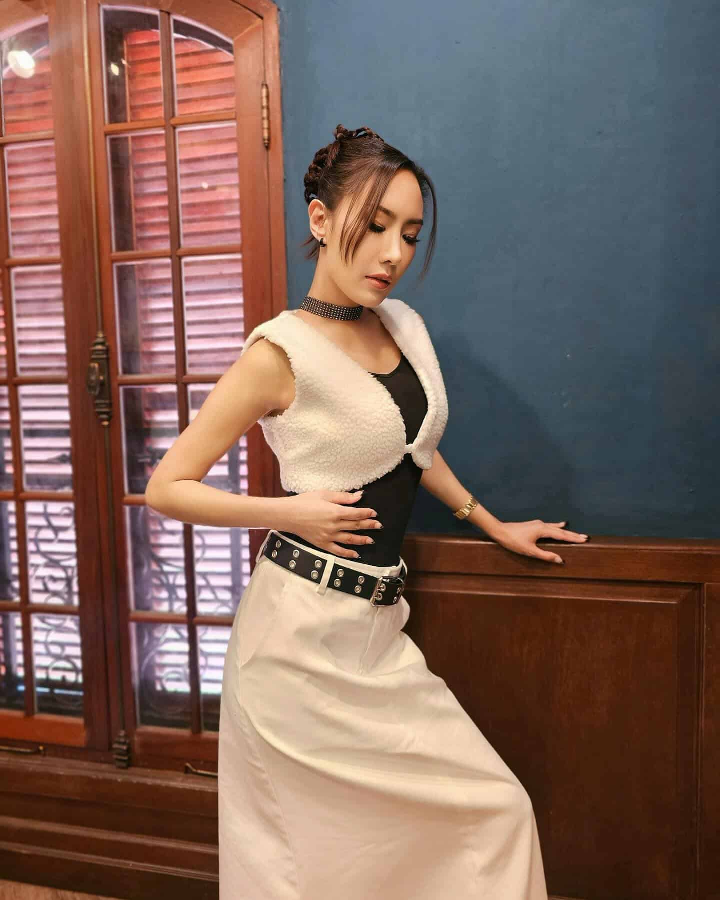 เด็บบี้ บาซู นักร้องตัวแม่สุดแซ่บ ยุค 90 สวย หุ่นเซ็กซี่สุดว้าว 19