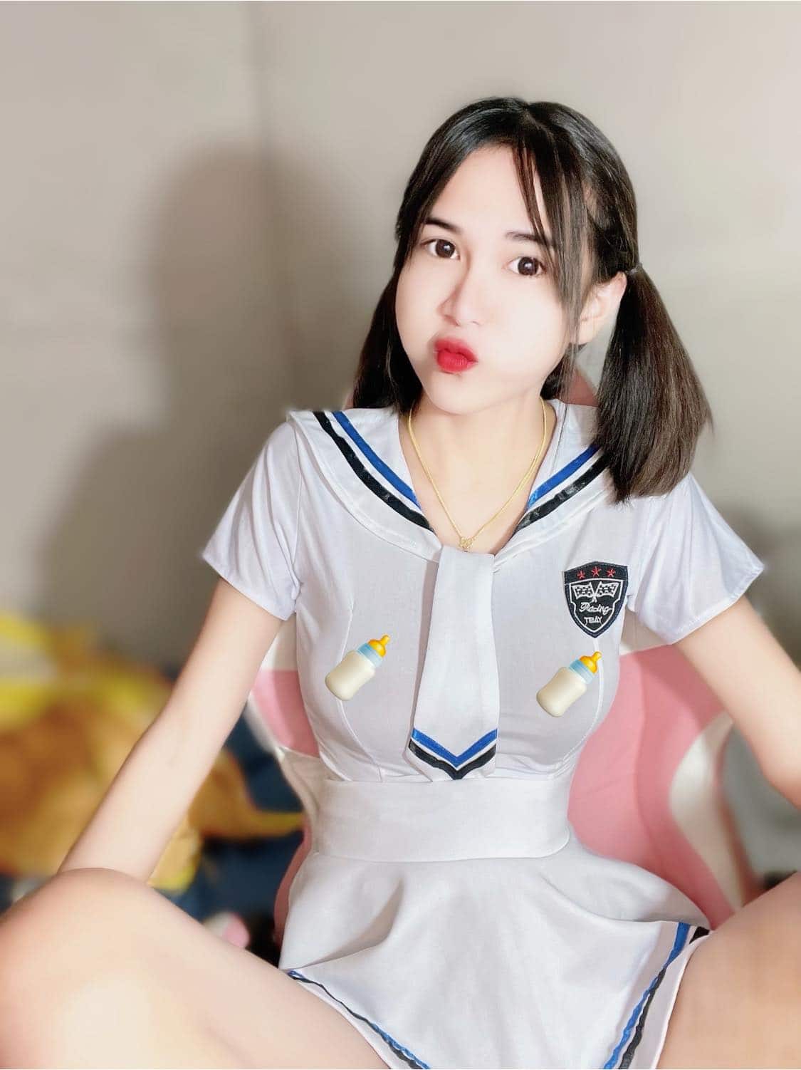 น้องตี้เด็ด สาวสวยเน็ตไอดอลหน้าเด็ก กับผลงานสาย 18+ สุดยั่ว 19