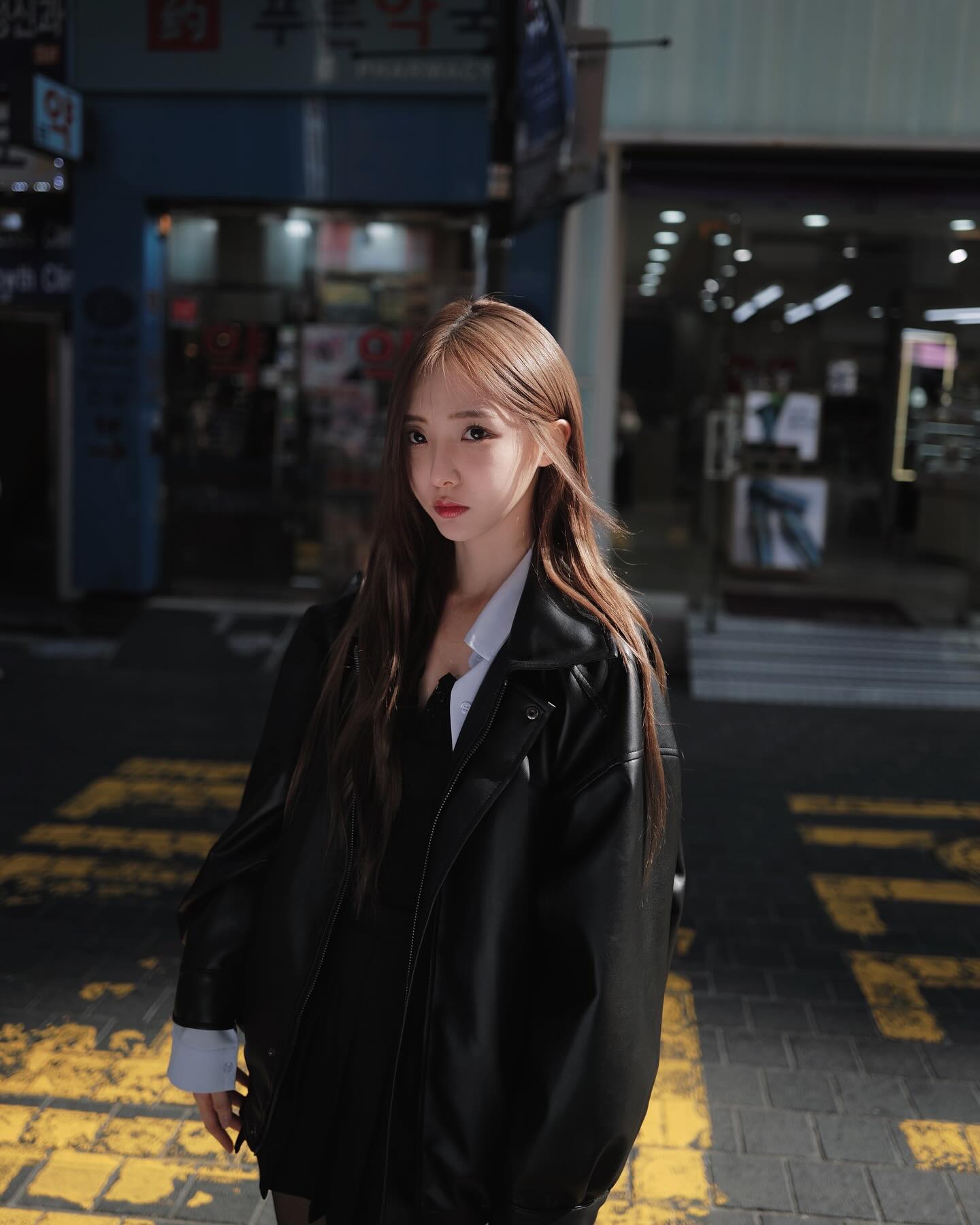 เนเน่ พรนับพัน ดาราสาวสวยหน้าใส สู่ไอดอลจีนชื่อดัง 24