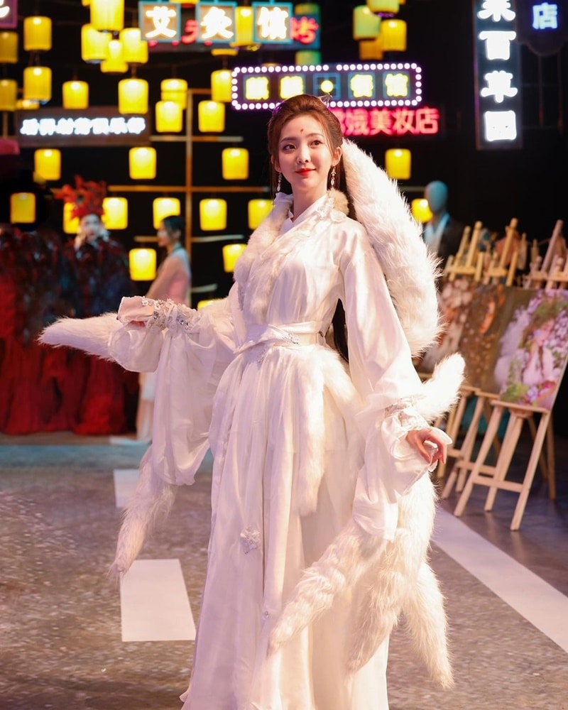 เนเน่ พรนับพัน ดาราสาวสวยหน้าใส สู่ไอดอลจีนชื่อดัง 6