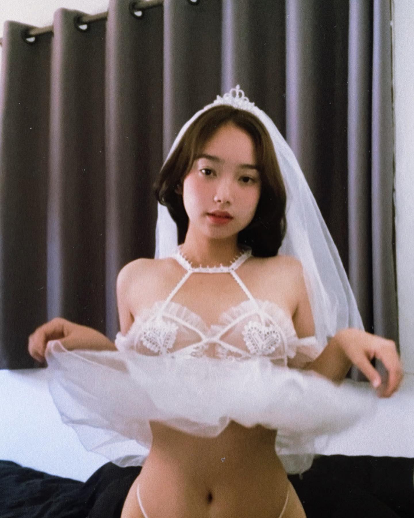 น้องยูนิจัง OnlyFans สาวผมสั้น สายแดนซ์ ดีกรีดาวติ้กตอก 2