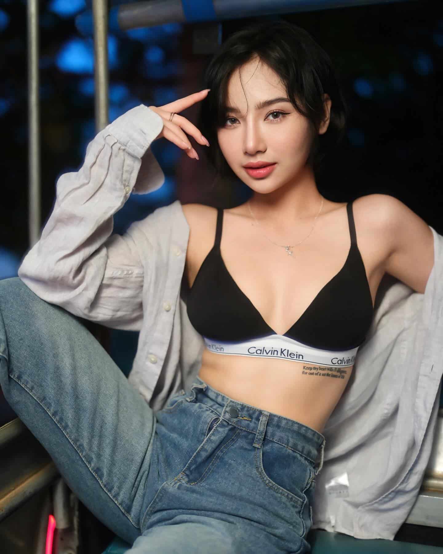 น้องยูนิจัง OnlyFans สาวผมสั้น สายแดนซ์ ดีกรีดาวติ้กตอก 35