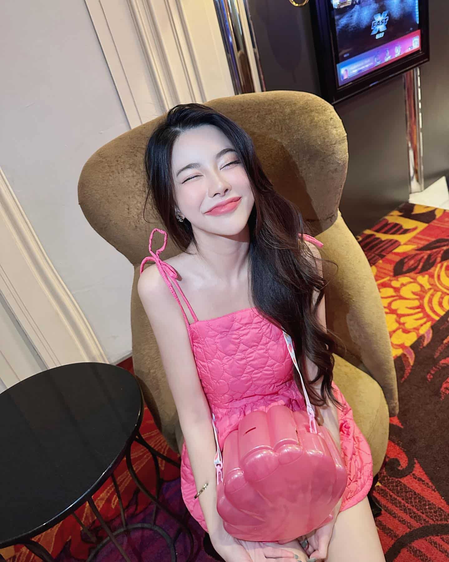ปุยฝ้าย อมลรดา นางแบบ CupE สวยเซ็กซี่ แซ่บ จาก โหนกระแส 6
