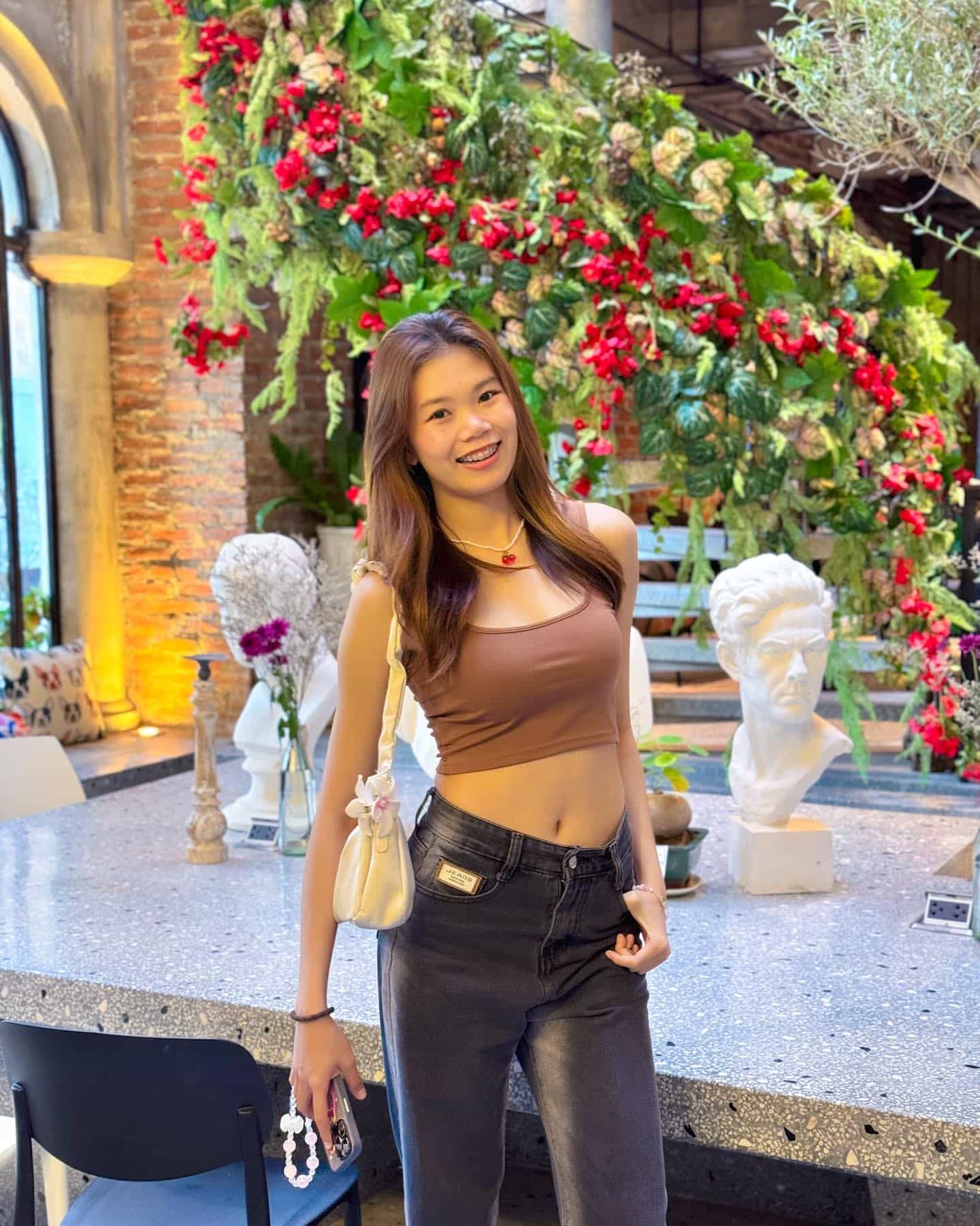 แมมมอส ฉวีวรรณ ดาว TikTok เน็ตไอดอล สาววัยใส จอมฟาดตะกร้อ 21