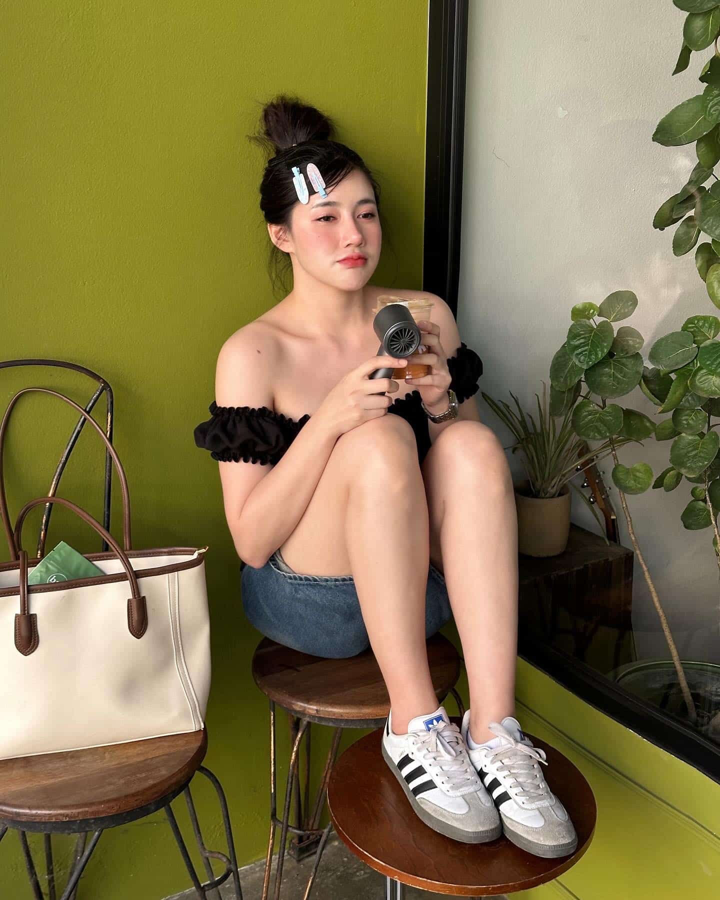 แนน วริศรา ดาว TikTok สายขี้เล่น ทรงโตสุดอวบอั๋น 8