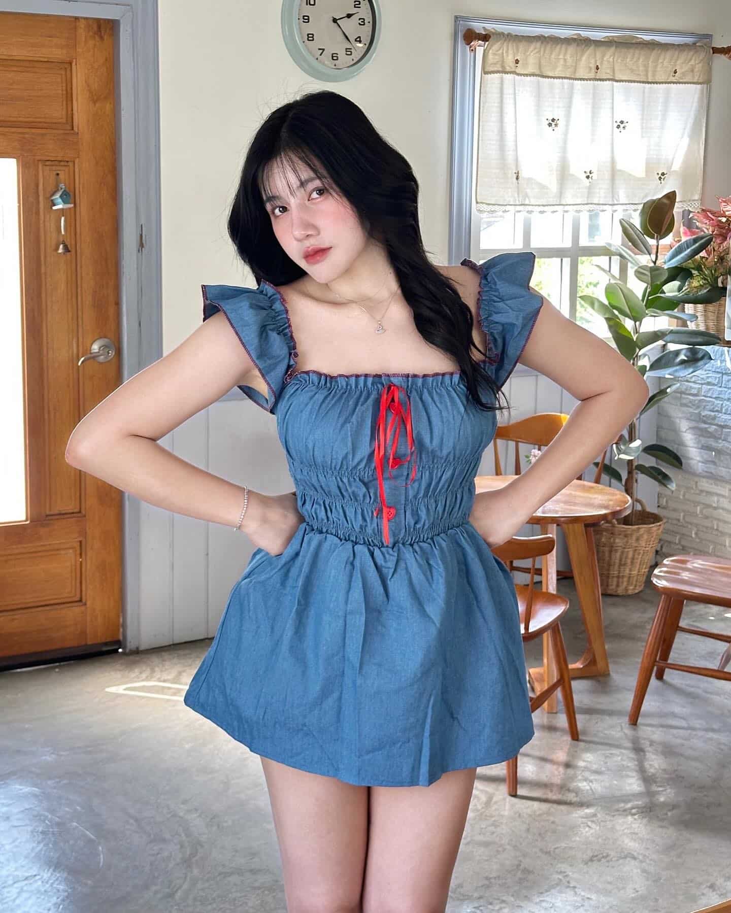 แนน วริศรา ดาว TikTok สายขี้เล่น ทรงโตสุดอวบอั๋น 20