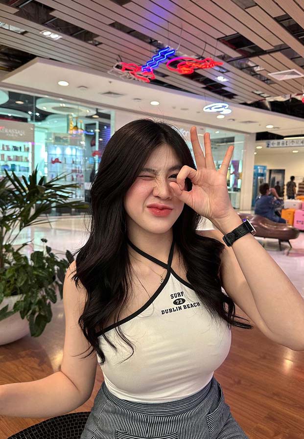 แนน วริศรา ดาว TikTok สายขี้เล่น ทรงโตสุดอวบอั๋น 26