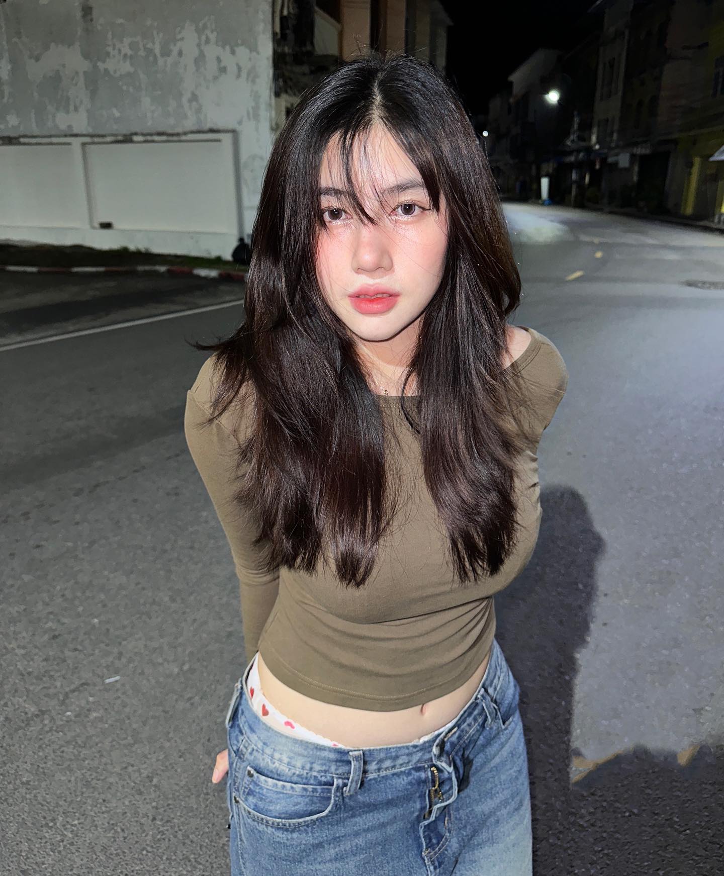 แนน วริศรา ดาว TikTok สายขี้เล่น ทรงโตสุดอวบอั๋น 3