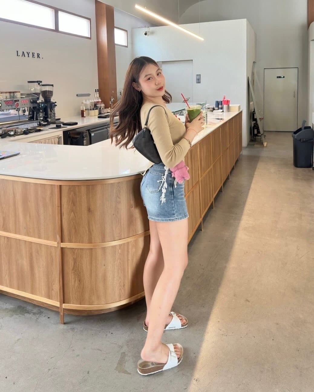 น้องเนย กัญญารัตน์ ดาวมหาวิทยาลัย เหยื่อยศกร โหนกระแส 2