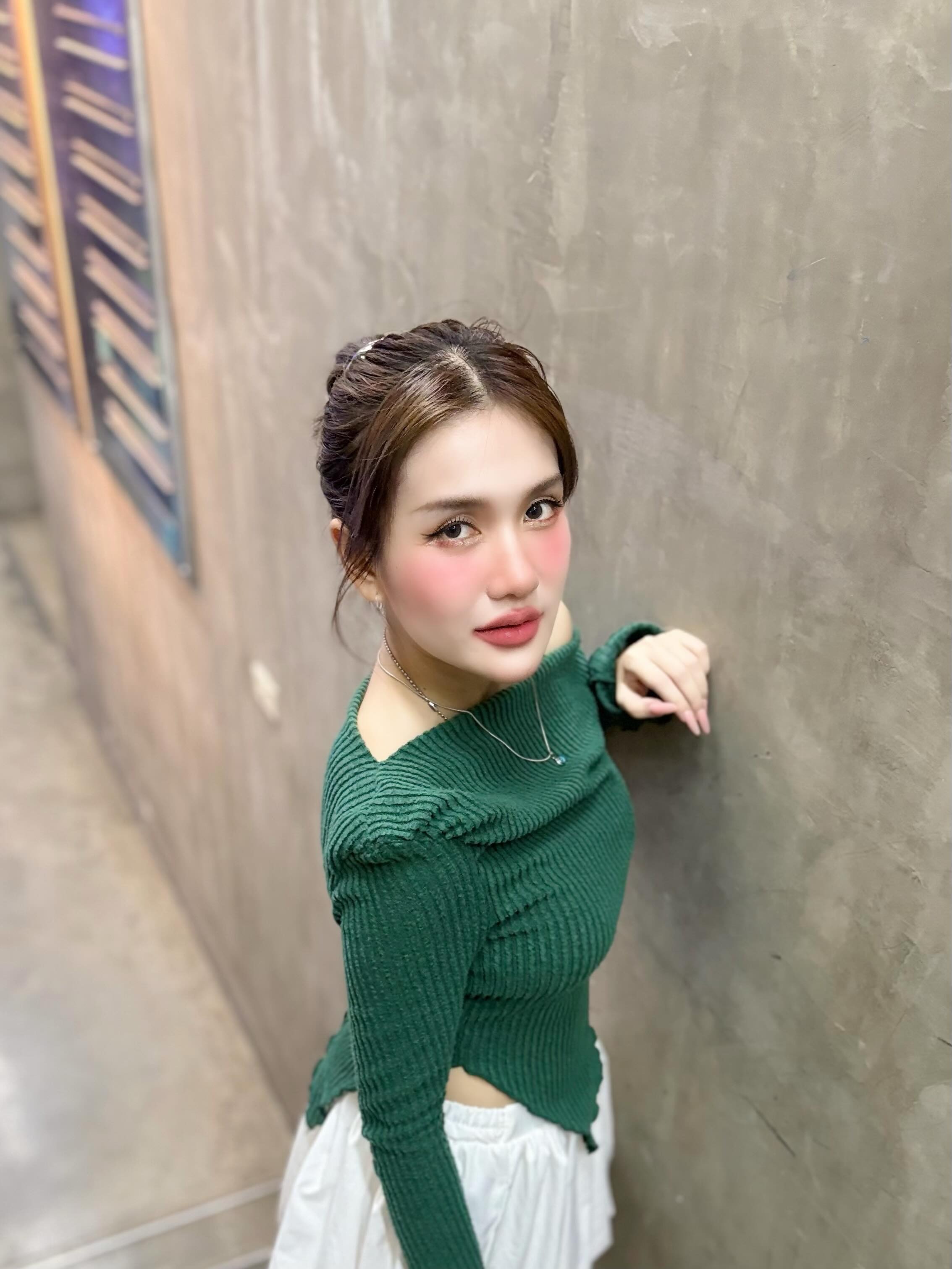 เปิดวาร์ป ฟารีดา เอลิซ่าเบธ ที สาวลูกครึ่งอินฟลูเอนเซอร์ 9